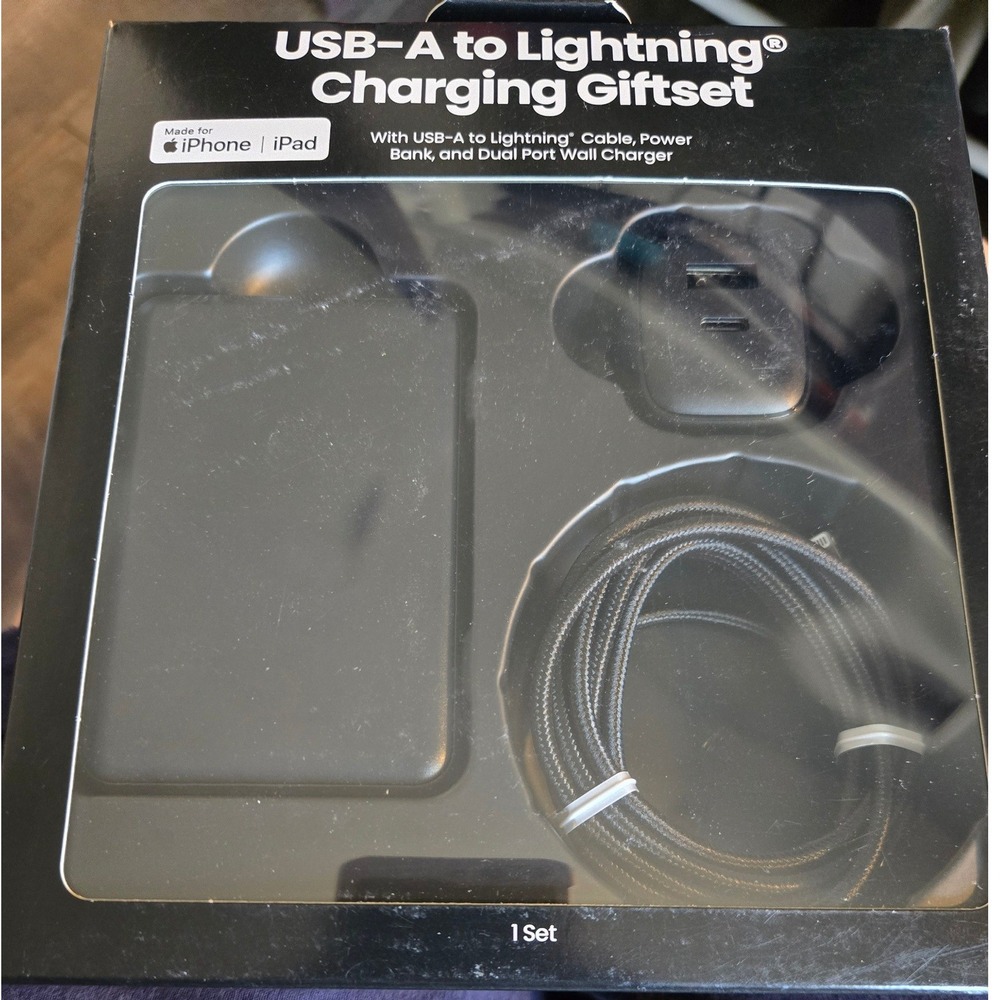 USB-A to Lightning Charging Giftset 5K Power Bank 37W Dual Wall Charger 6ft